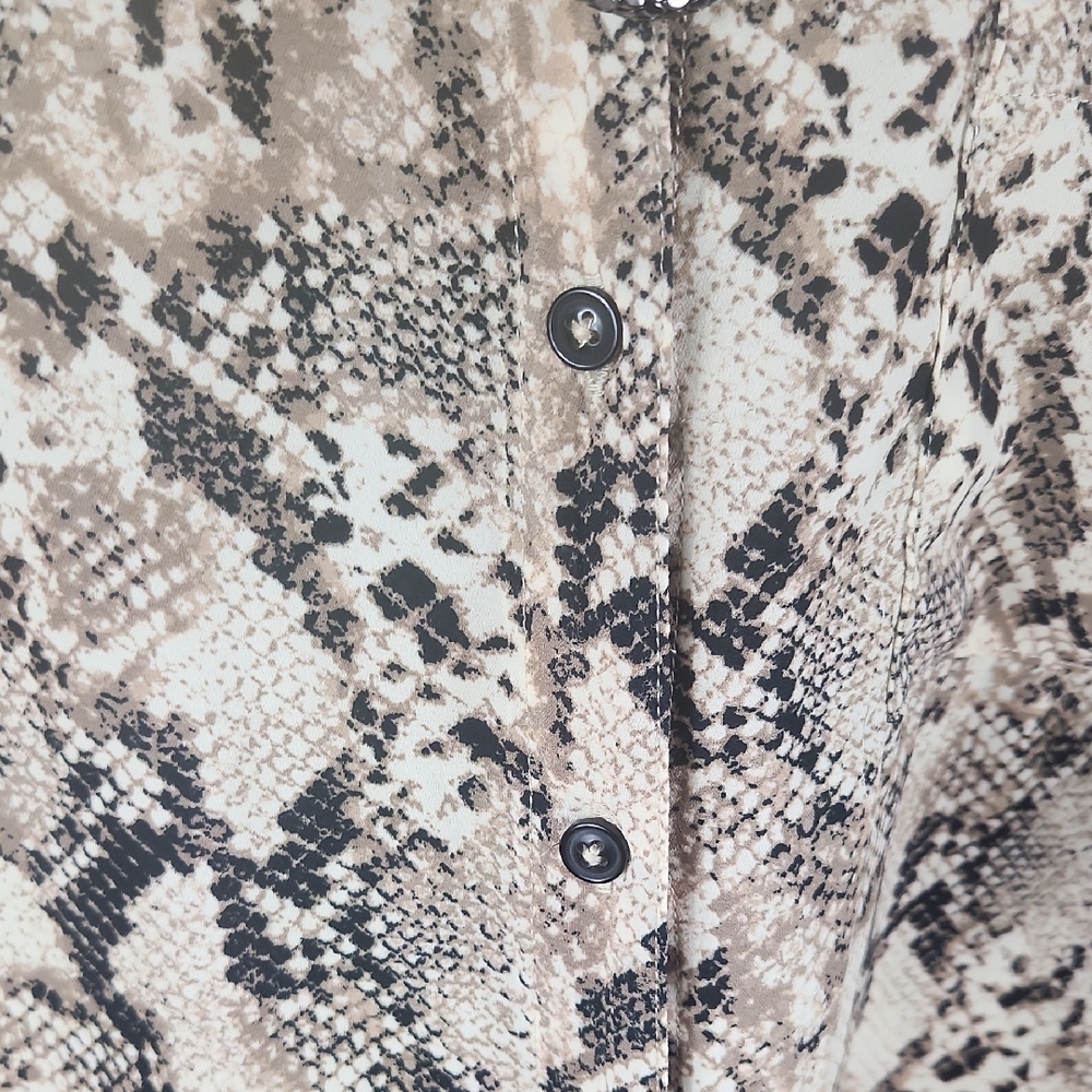Sanctuary Beige Snake Print Button-Down Shirt - Picture 5 of 10
